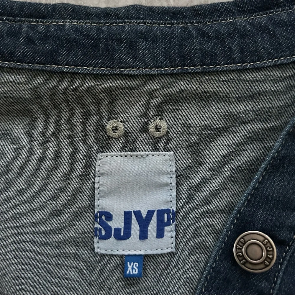 SJYP Steve J Yoni P Long-Sleeve Denim Mini Shirt Dress, XS - Picture 2 of 8